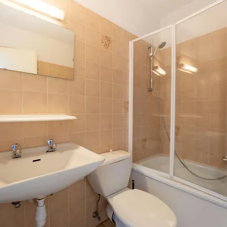 Studio 705 With Seaview By Interhome